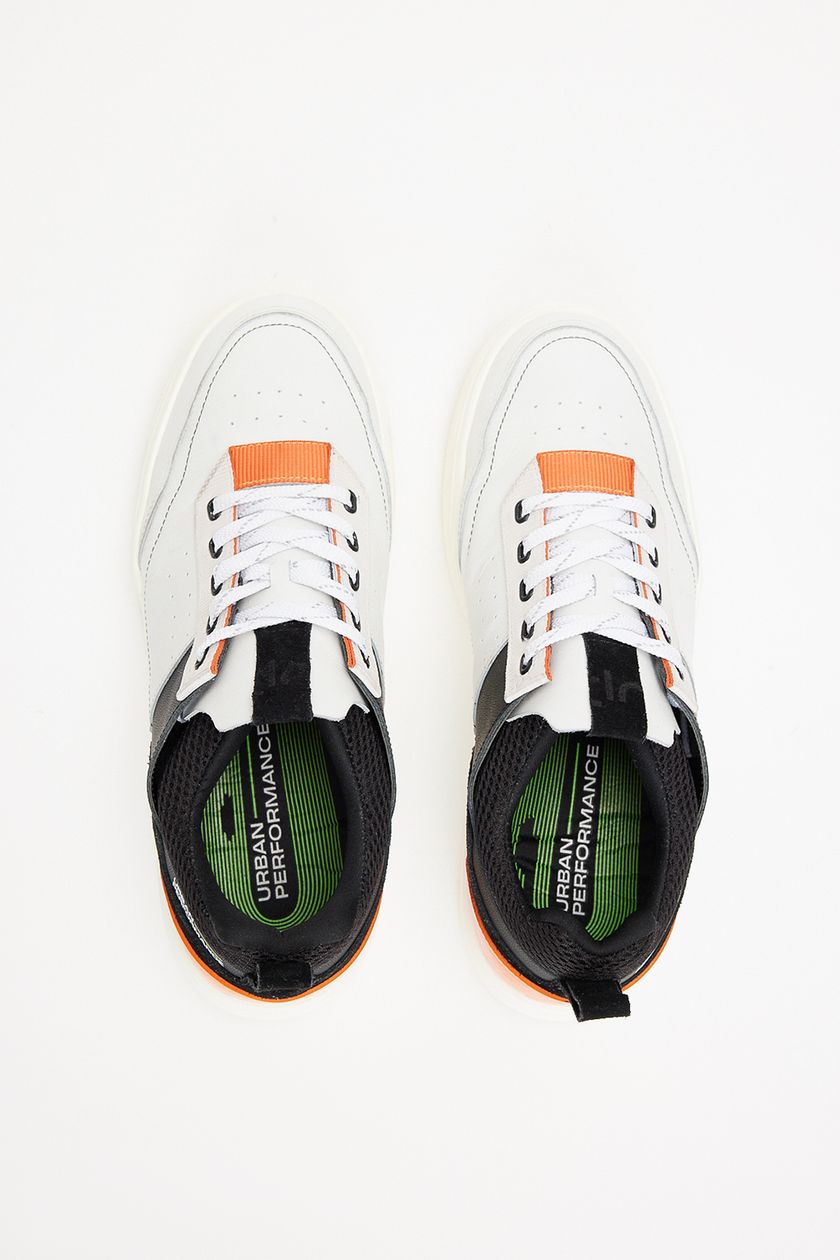 Tênis Stride Fusion Preto Com Laranja